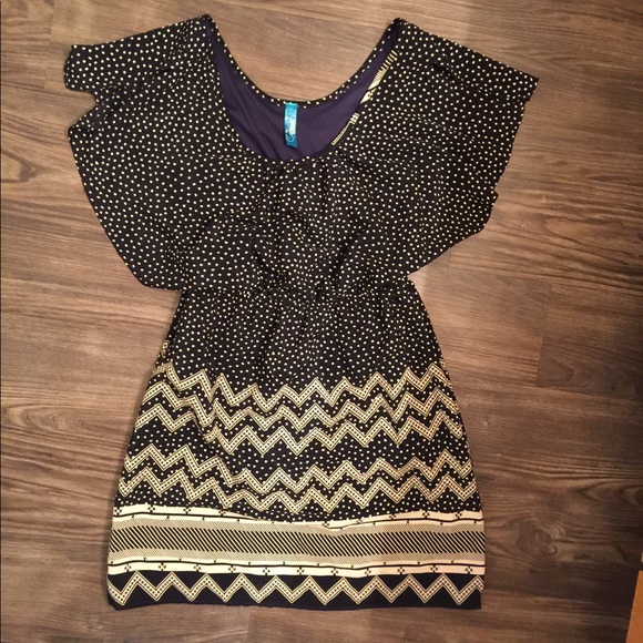 buttons Dresses & Skirts - Beautiful dress 